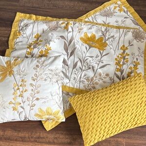 Harbor House Meadow Floral Cream, Gold, and Biege Pillow Set, 4 Pieces